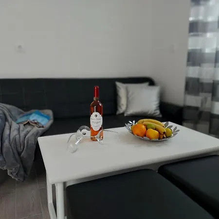 Apartment Karlo